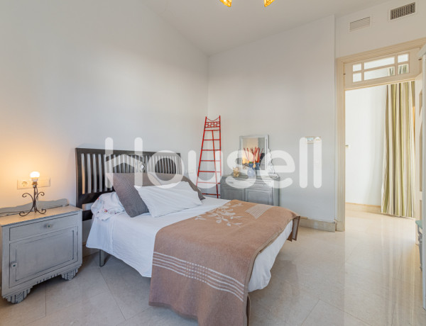 Chalet en venta de 323 m² Calle Piscis, 41410 Carmona (Sevilla)