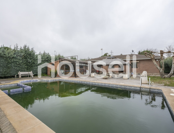 Chalet en venta de 303 m² Calle Villajoyosa, 28513 Nuevo Baztán (Madrid)