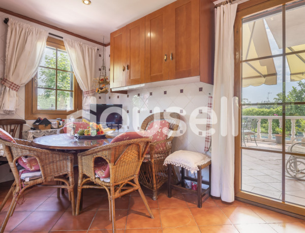 Chalet en venta de 556 m² Calle Guadarrama, 28770 Colmenar Viejo (Madrid)