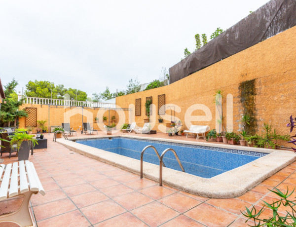 Chalet en venta de 278 m² Calle Tomás Martínez Domenech, 03186 Torrevieja (Alacant)