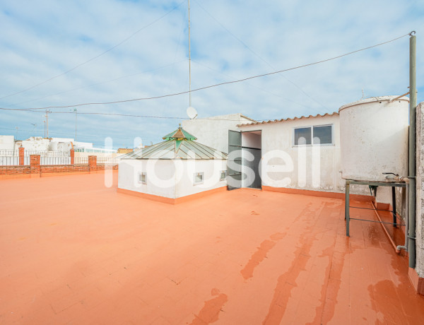 Casa en venta de 226 m² Calle Virgen de los Reyes, 41410 Carmona (Sevilla)