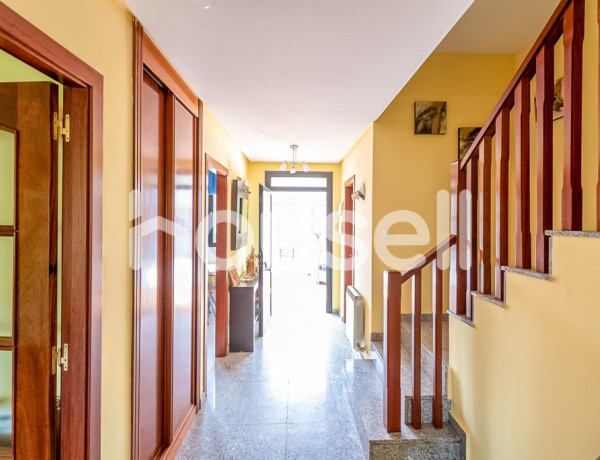 Casa en venta de 255 m² Calle Escipión, 24191 San Andrés del Rabanedo (León)