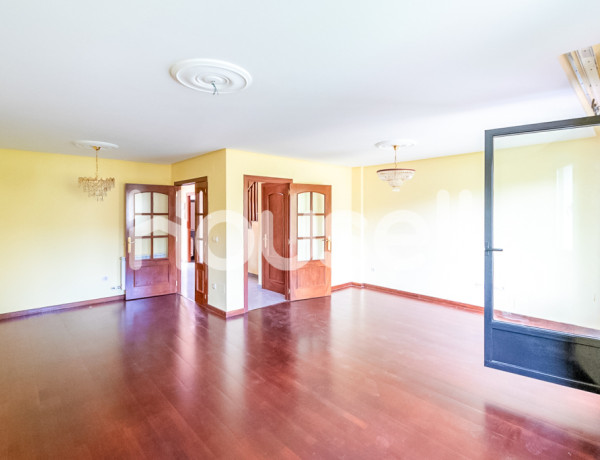 Casa en venta de 255 m² Calle Escipión, 24191 San Andrés del Rabanedo (León)