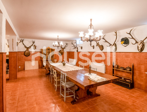 Casa en venta de 400 m² Calle Real (Valdealcón), 24166 Gradefes (León)