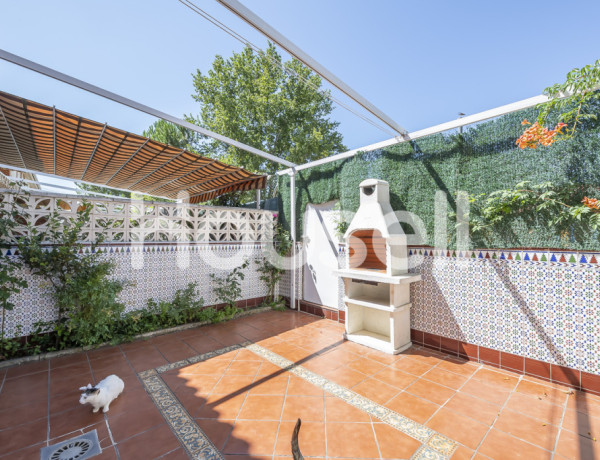 Chalet en venta de 131 m² Calle Ramón María Valle Inclán, 28806 Alcalá de Henares (Madrid)