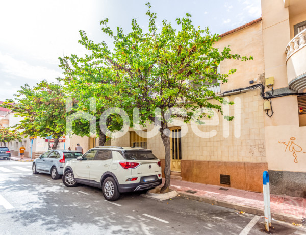 Casa en venta de 110 m² Calle Campoamor, 03181 Torrevieja (Alacant)