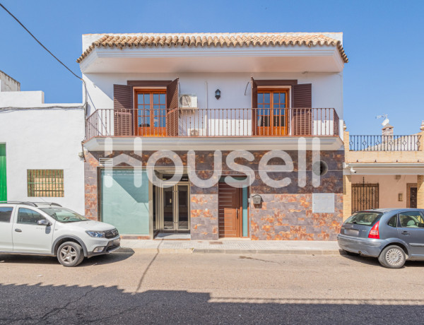 Espacioso casa de 312 m² de superficie con parcela de 203m²  Calle Músico Manuel de Julio, 41309 Rinconada (La) (Sevilla)