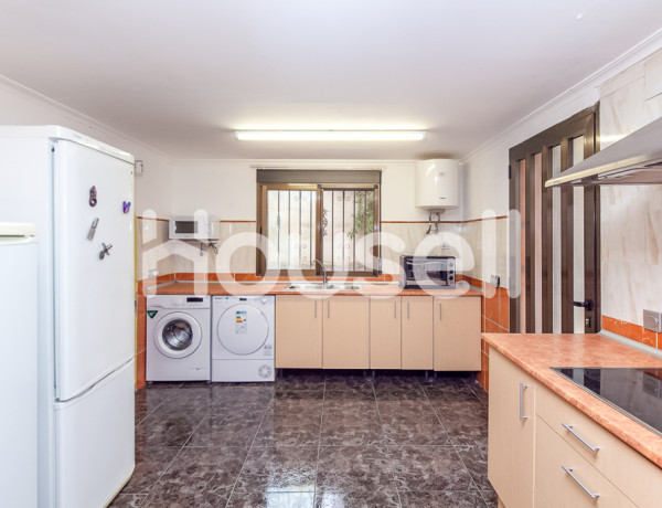 Casa en venta de 288 m² Calle Mediodía Ruices, 46353 Requena (Valencia)