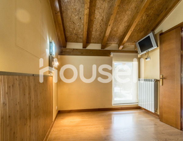 Amplio chalet de 135 m² en Plaza Medio Lugar,  Hermandad de Campoo de Suso, provincia de Cantabria