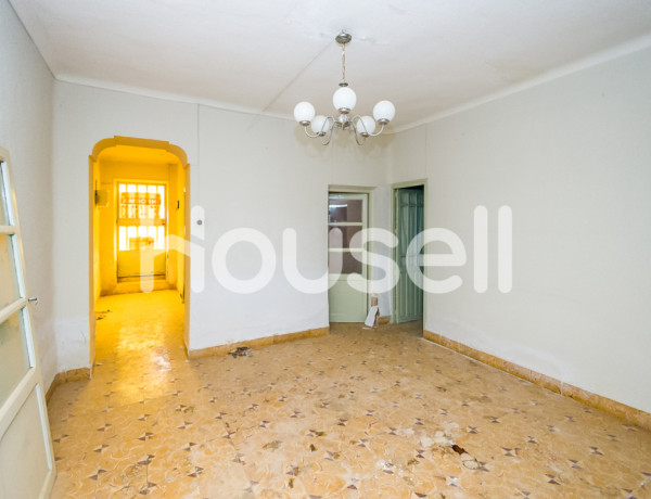 Casa en venta de 244 m² Calle Hermanos Quintero, 02630 Roda (La) (Albacete)