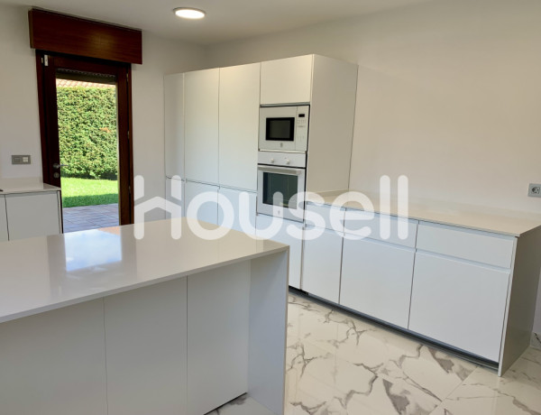 Chalet en venta de 571 m² Camino de las Arenas, 33203 Gijón (Asturias)