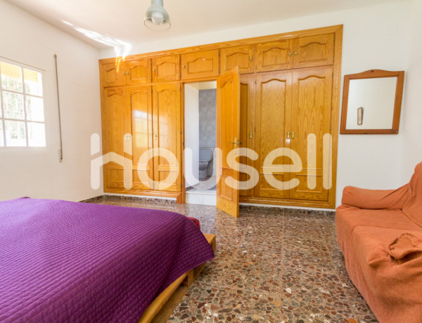 Chalet en venta de 257 m² Calle Alcaucín, 29130 Alhaurín de la Torre (Málaga)