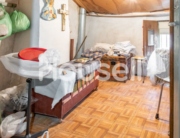 Casa en venta de 129 m² Calle San Roque, 05113 Burgohondo (Ávila)