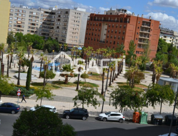 Centro, Apartamento dos dormitorios.