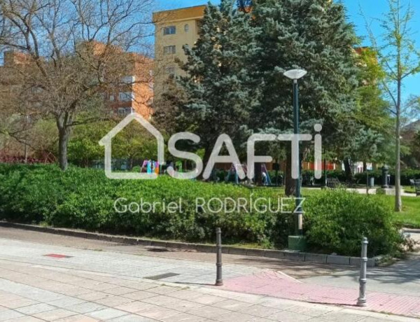 Valdepasillas, cuatro dormitorios, dos baños, plaza de garaje