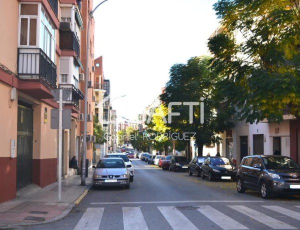 Estación/ San Fernadno  (tres dormitorios)