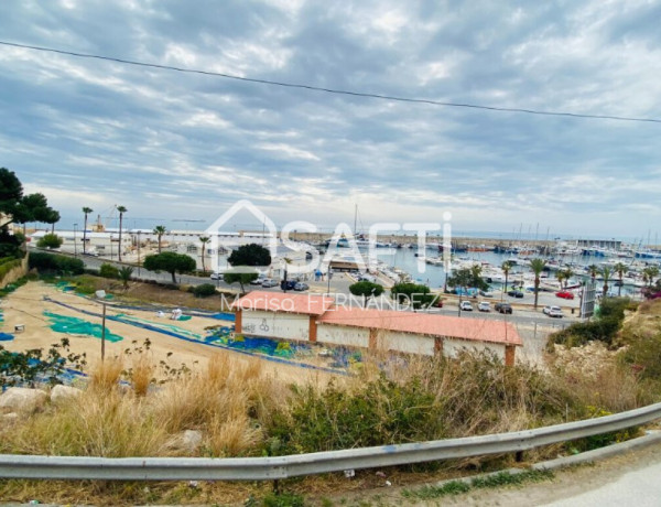 ¡¡OPORTUNIDAD!! CHALET CON INCREÍBLES VISTAS AL MAR DE VILLAJOYOSA --SIN COMISIÓN DE COMPRA--