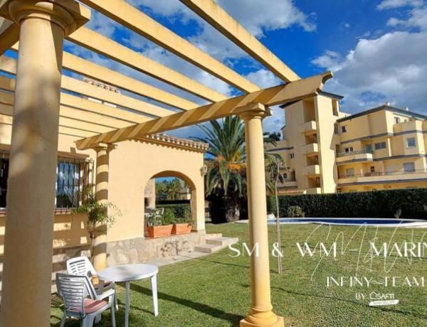 LAS MARINAS: BONITO CHALET INDIVIDUAL CON JARDÍN MEDITERRÁNEO Y PISCINA PRIVADA