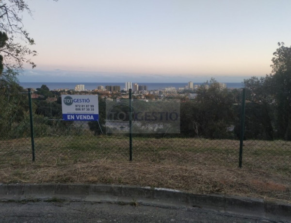 Residential land For sell in Castell Platja D Aro in Girona 