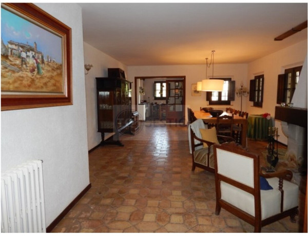 Casa-Chalet en Venta en Llambilles Girona Ref: VC-1908