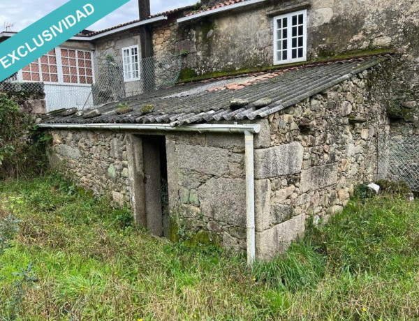 CASA A REFORMAR EN EL LUGAR DE LOXO ARRIBA, BOIRO (A CORUÑA)