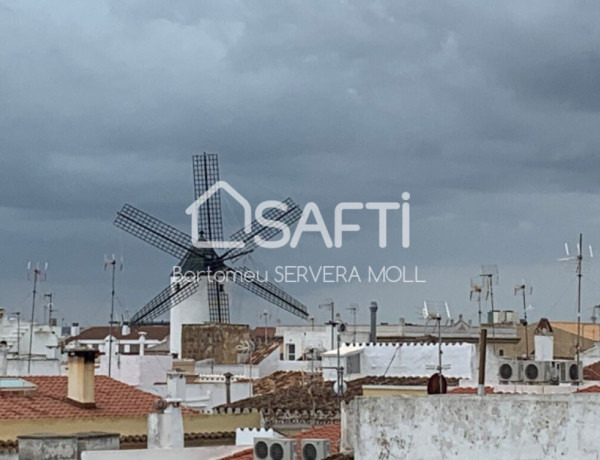 PRECIOSA CASA REFORMADA EN EL CENTRO HISTÓRICO DE CIUTADELLA DE MENORCA.