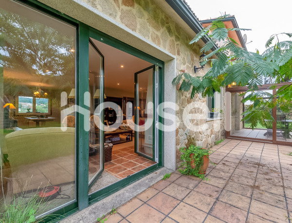 Casa en venta de 350 m² Lugar Vilanova (Recesende), 15883 Teo (A Coruña)