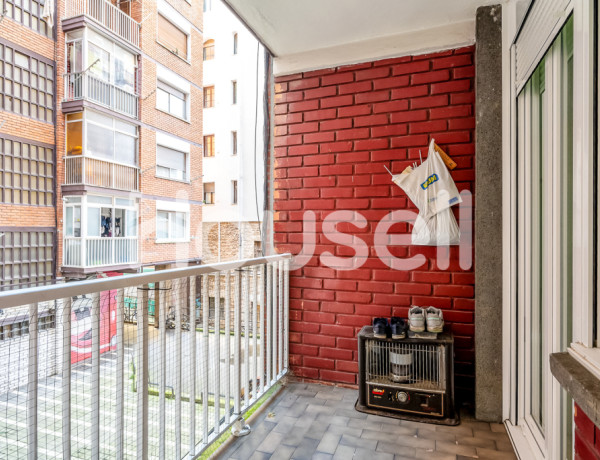 Piso en venta de 66 m² Calle Virgen del Carmen 20012 Donostia-San Sebastián (Gipuzkoa)