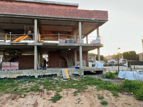 Chalet adosado en venta en Sierra Buyones