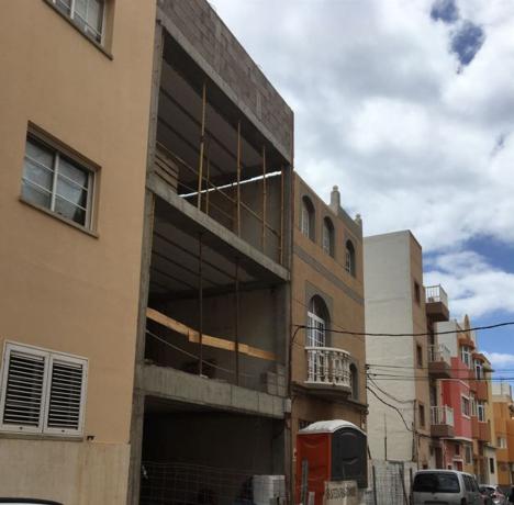 Piso en venta en calle Almirante Pastor Tomaseti, 68