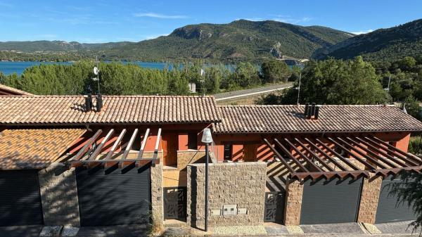 Chalet adosado en venta en calle Esther Ortiz de Alday, 67