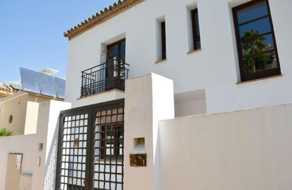 Chalet pareado en venta en Calle Palmitera