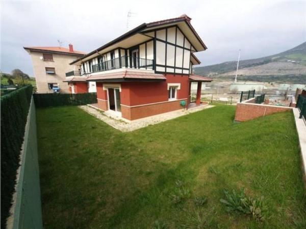 Chalet pareado en venta en camino Antiguo , 9