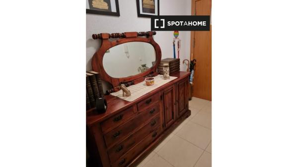 Apartamento de 2 dormitorios en El Campello, Alicante