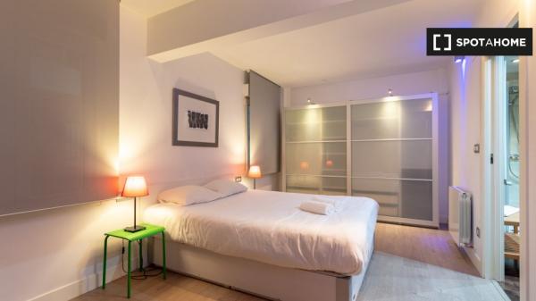 Moderno apartamento de 1 dormitorio en alquiler en San Ignazio, Bilbao