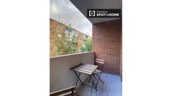 Apartamento de 4 dormitorios en alquiler en Alcalá de Henares.