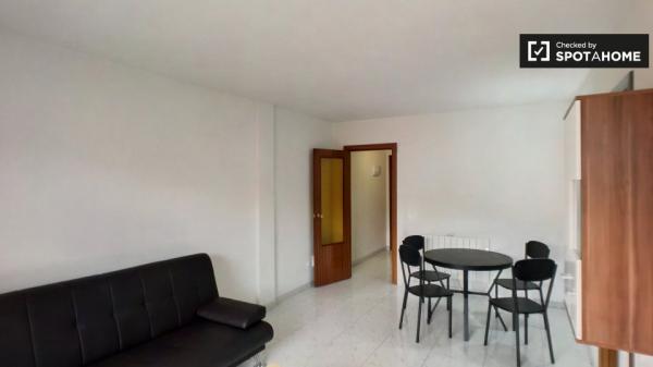 Apartamento de 4 dormitorios en alquiler en Alcalá de Henares, Madrid.