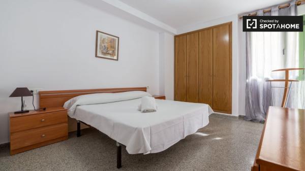 Apartamento de 2 dormitorios en alquiler en Alboraya, Valencia