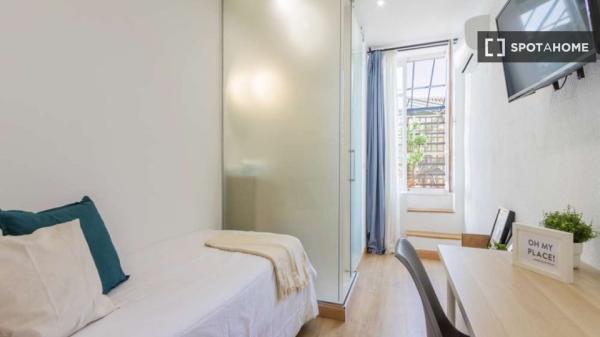 Zimmer zu vermieten in 3-Zimmer-Wohnung in Madrid