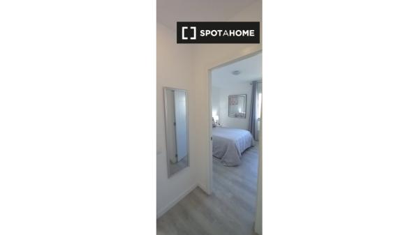 Apartamento de un dormitorio en Marbella con piscina