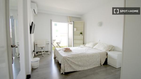 Habitación en piso compartido en Palma