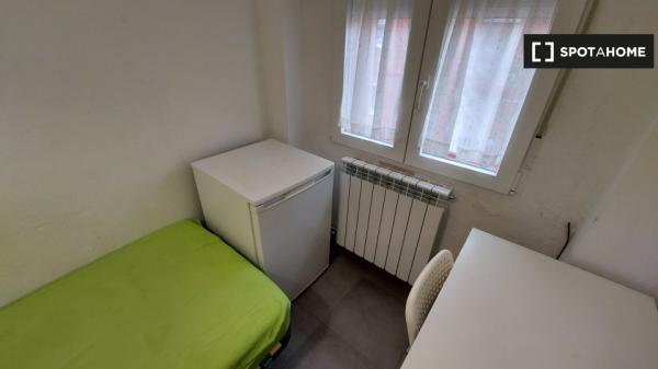 Habitación en piso compartido en Zaragoza