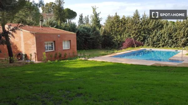 Vivienda de 1 dormitorio en Boadilla del Monte, Madrid