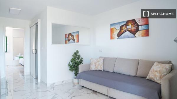 Apartamento completo de 1 dormitorio en Antigua