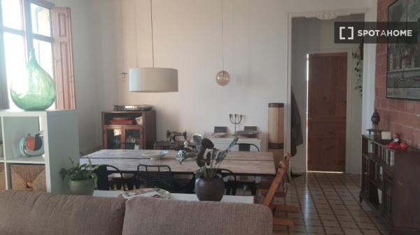 Apartamento de 2 dormitorios en alquiler en Barcelona