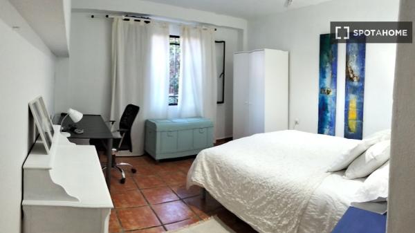 Apartamento de 1 dormitorio en alquiler en Alfacar, Granada