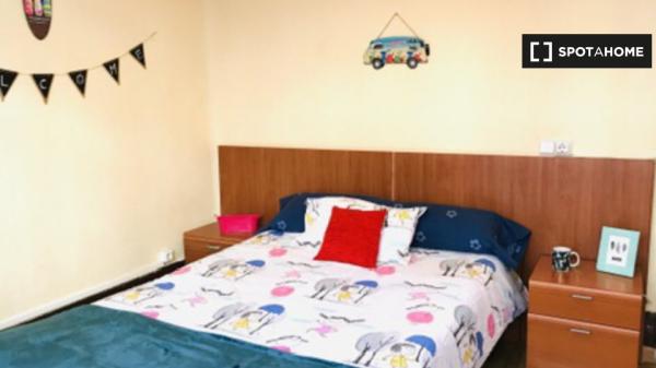 Dormitorio de matrimonio en Santiago de Vigo