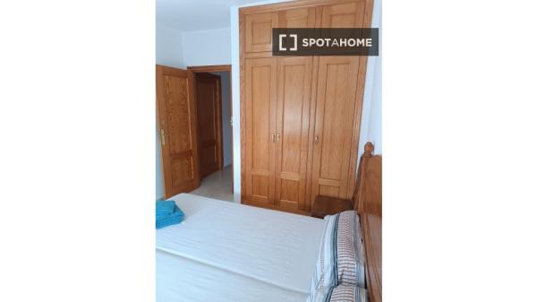 Apartamento de 3 dormitorios en alquiler en