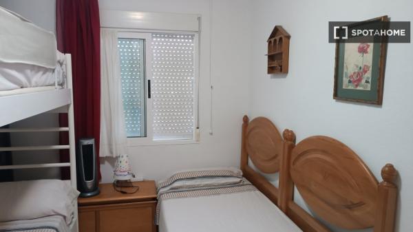 Apartamento de 3 dormitorios en alquiler en