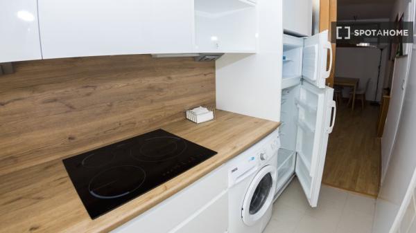 Piso entero de 3 habitaciones en Santiago de Compostela